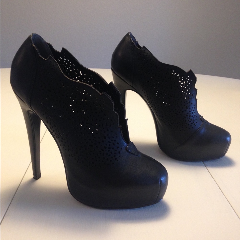 Antonio Biaggi High Heels